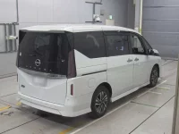 Nissan SERENA лот № 36261 оценка 4.5  с аукциона в Японии 1