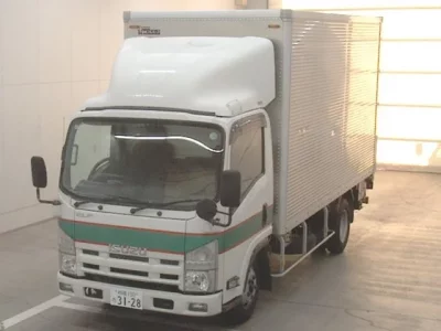 Isuzu ELF