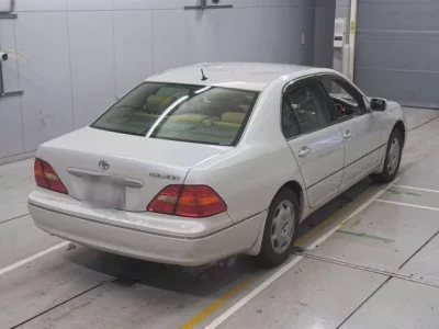 Toyota CELSIOR  с аукциона в Японии