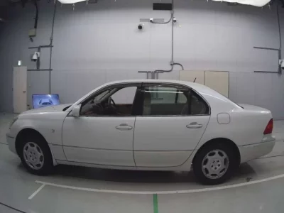 Toyota CELSIOR  с аукциона в Японии