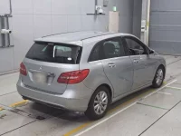 Mercedes-Benz B CLASS лот № 90209 оценка RA  с аукциона в Японии 1