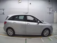 Mercedes-Benz B CLASS лот № 90209 оценка RA  с аукциона в Японии 2