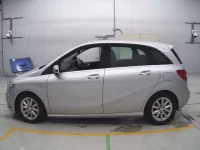 Mercedes-Benz B CLASS лот № 90209 оценка RA  с аукциона в Японии 3