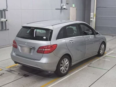 Mercedes-Benz B CLASS  с аукциона в Японии