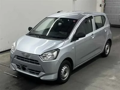 Toyota PIXIS EPOCH  с аукциона в Японии