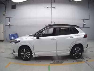 Toyota COROLLA CROSS  с аукциона в Японии