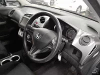 Honda STREAM лот № 30083 оценка 3.5  с аукциона в Японии 6