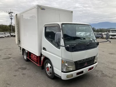 Mitsubishi CANTER  с аукциона в Японии