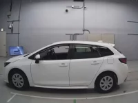 Toyota COROLLA TOURING лот № 30087 оценка 4.5  с аукциона в Японии 3