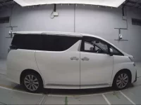 Toyota VELLFIRE лот № 30086 оценка 3.5  с аукциона в Японии 2