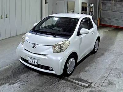 Toyota IQ