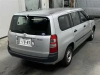 Toyota SUCCEED лот № 70035 оценка 3.5  с аукциона в Японии 4