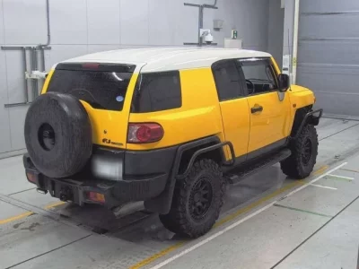 Toyota FJ CRUISER  с аукциона в Японии