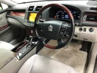 Toyota CROWN лот № 6023 оценка 3.5  с аукциона в Японии 5