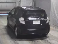 Honda FIT лот № 2503 оценка 3.5  с аукциона в Японии 7