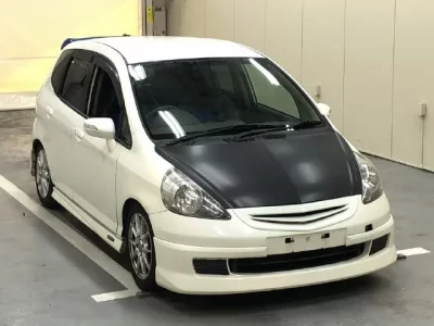 Honda FIT  с аукциона в Японии