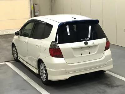 Honda FIT  с аукциона в Японии