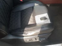 Toyota HARRIER лот № 30095 оценка 4  с аукциона в Японии 7