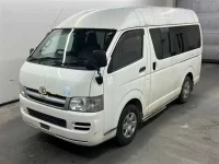 Toyota HIACE VAN лот № 10085 оценка 3  с аукциона в Японии 3