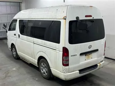 Toyota HIACE VAN  с аукциона в Японии