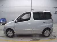 Toyota FUNCARGO лот № 30102 оценка 3  с аукциона в Японии 3