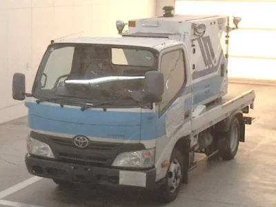 Toyota DYNA  с аукциона в Японии