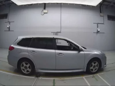 Subaru LEGACY  с аукциона в Японии
