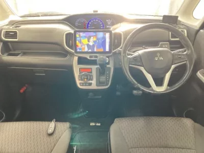 Mitsubishi DELICA D2  с аукциона в Японии