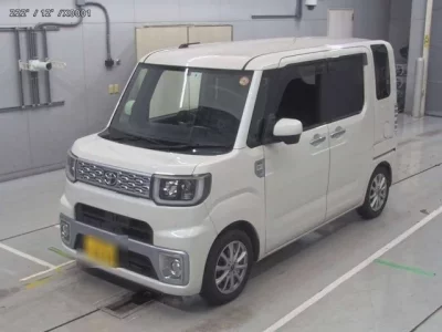 Toyota PIXIS MEGA