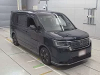 Honda STEP WAGON лот № 30120 оценка 4  с аукциона в Японии 4