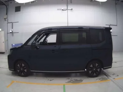 Honda STEP WAGON  с аукциона в Японии