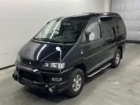 Mitsubishi DELICA лот № 70054 оценка 3.5  с аукциона в Японии 3