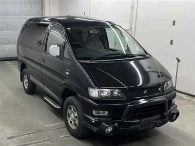 Mitsubishi DELICA