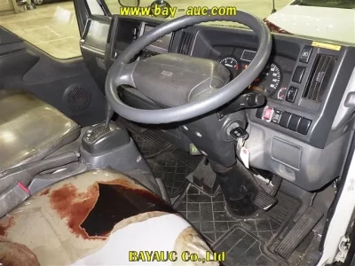 Mazda TITAN  с аукциона в Японии