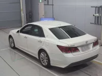 Toyota CROWN лот № 30122 оценка R  с аукциона в Японии 5