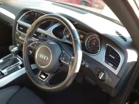 Audi A4 лот № 90290 оценка 4  с аукциона в Японии 6