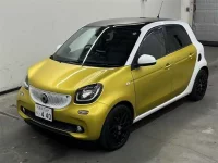 Smart FORFOUR лот № 70063 оценка 4.5  с аукциона в Японии 3