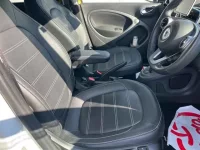 Smart FORFOUR лот № 70063 оценка 4.5  с аукциона в Японии 6