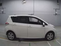 Toyota RACTIS лот № 36315 оценка 3.5  с аукциона в Японии 2