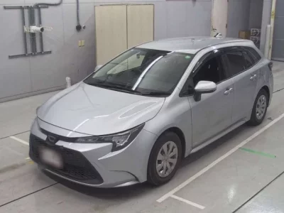 Toyota COROLLA TOURING  с аукциона в Японии