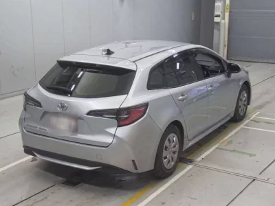Toyota COROLLA TOURING  с аукциона в Японии