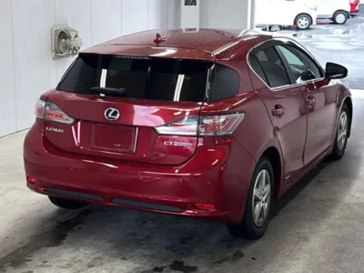 Lexus CT  с аукциона в Японии