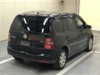 Volkswagen GOLF TOURAN лот № 1130 оценка 3.5  с аукциона в Японии 3
