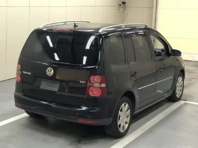 Volkswagen GOLF TOURAN  с аукциона в Японии