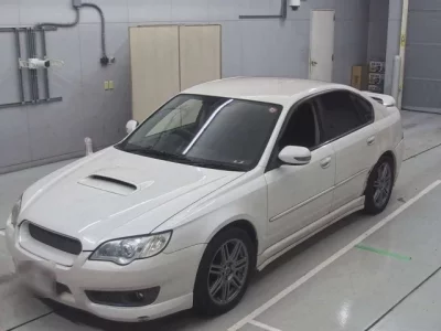 Subaru LEGACY B4