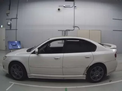 Subaru LEGACY B4