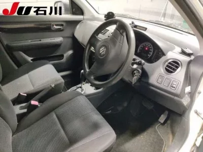 Suzuki SWIFT  с аукциона в Японии