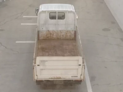 Toyota DYNA  с аукциона в Японии