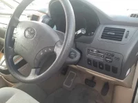 Toyota ALPHARD лот № 30172 оценка 3  с аукциона в Японии 6