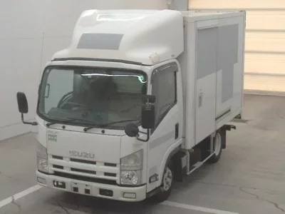 Isuzu ELF  с аукциона в Японии